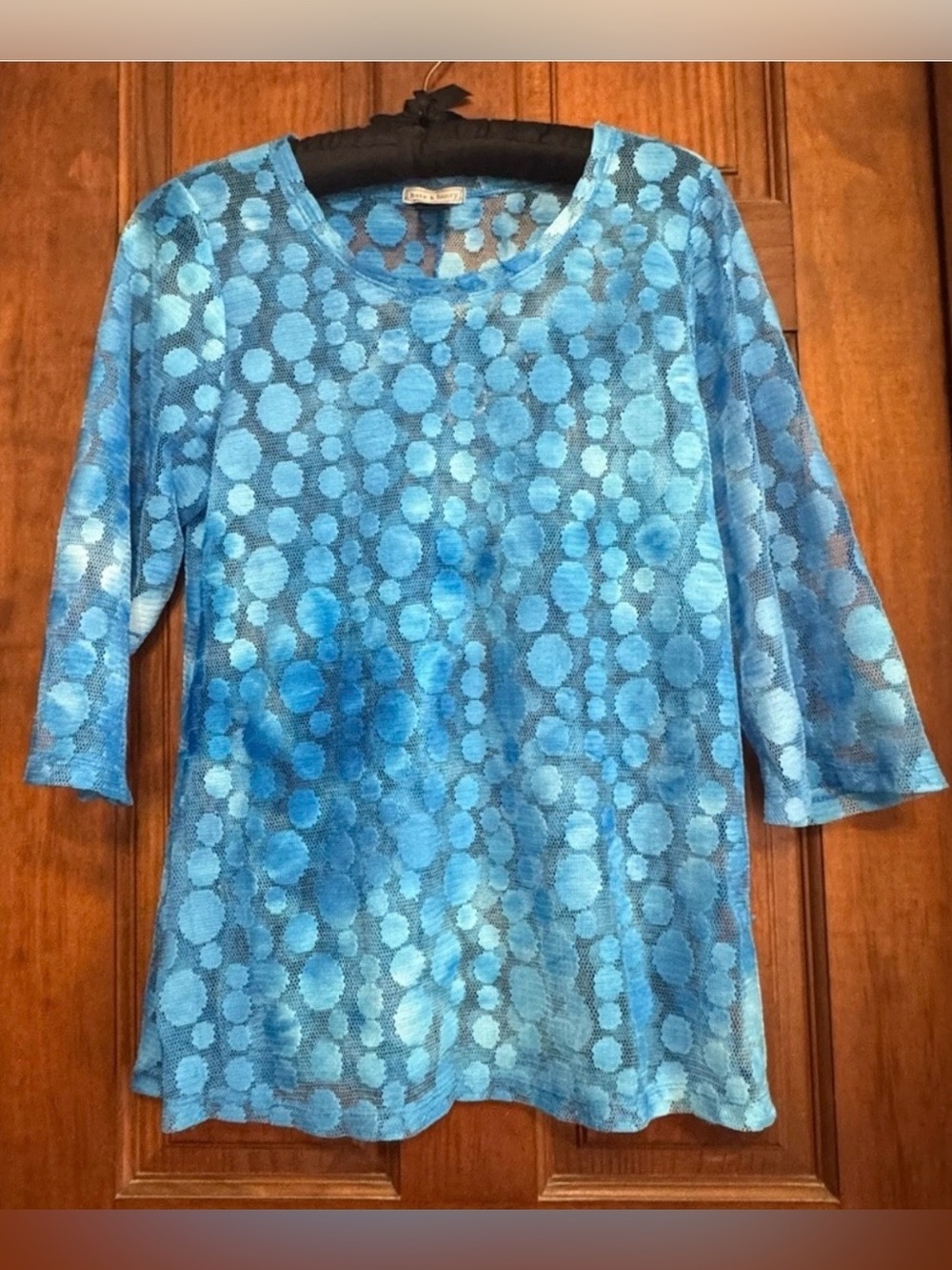 KATE AND HENRY SHEER BLOUSE SIZE SMALL